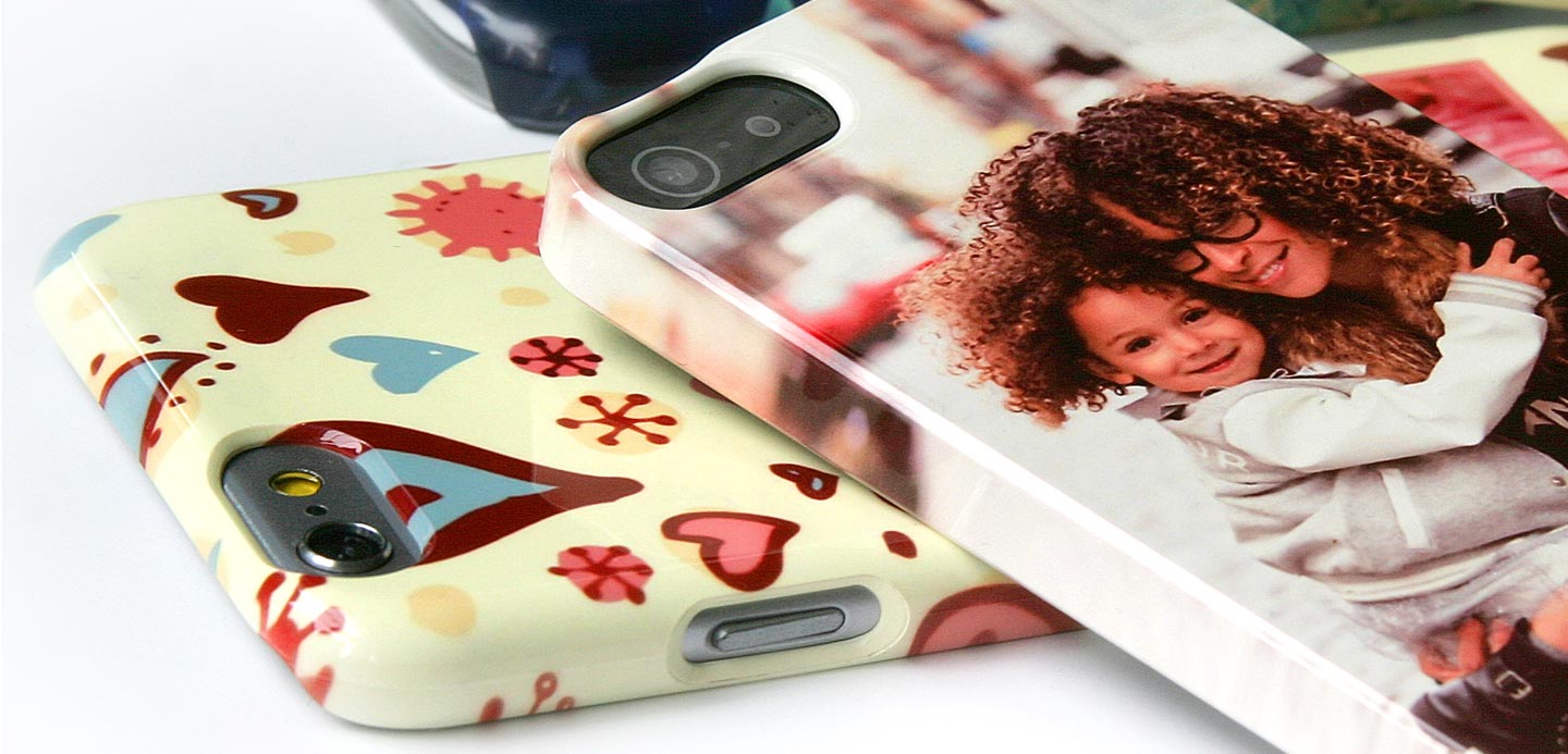 Cover personalizzata iPhone Xs lucida con stampa sui bordi